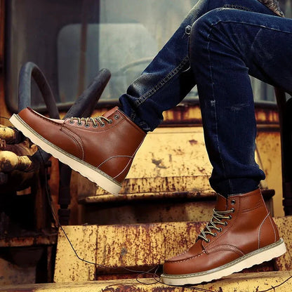 Men’s Lace-Up Ankle Boots With Contrast Stitching And Thick Outsole